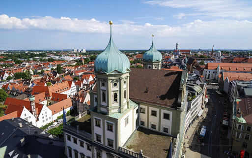 Blick über die Stadt Augsburg, Bayerisch-Schwaben, Deutschland © manfredxy / Shutterstock.com