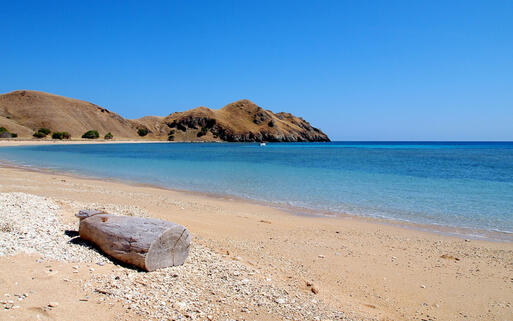 Der Strand Blue Lagoon auf der Insel Gili Banta © Takashi Usui / Shutterstock.com