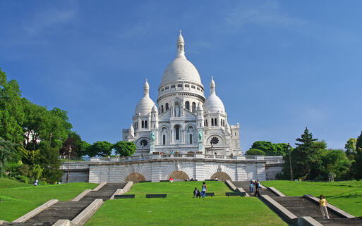Sacre-Coeur auf dem Montmartre in Paris © Dan Breckwoldt / Shutterstock.com