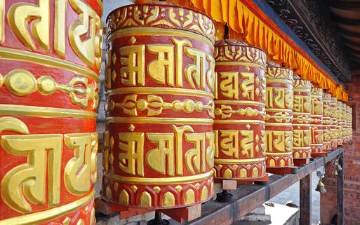 Buddhistische Gebetsräder © Hung Chung Chih / Shutterstock.com