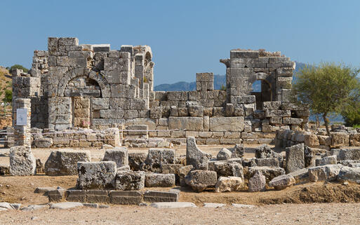 Alte Ruinen der Stadt Kaunos © EvrenKalinbacak / shutterstock.com