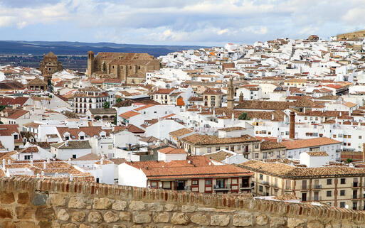 Blick über die Dächer von Antequera in der Provinz Málaga © Ana del Castillo / Shutterstock.com