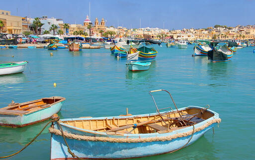 Typische Holzboote im Hafen von Malta © Chantal de Bruijne