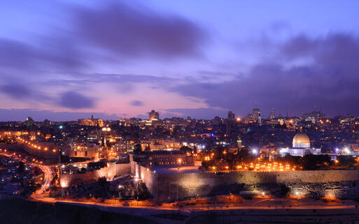 Skyline der Altstadt von Jerusalem © SeanPavonePhoto / Shutterstock.com