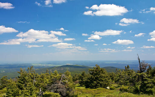 Brocken im Harzgebirge © Gert Hochmuth / shutterstock.com
