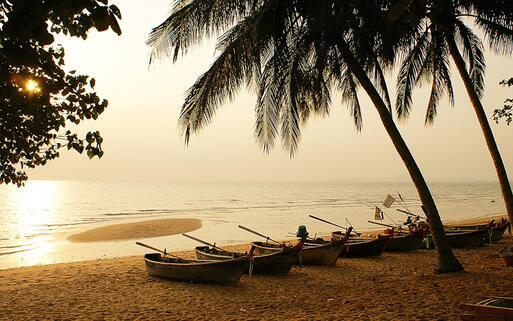 Abendstrand von Pattaya, Thailand © Mikhail Nekrasov / shutterstock.com