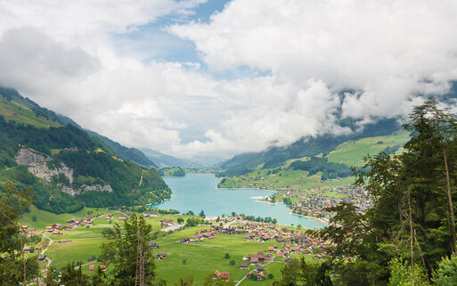 Lungersee Oberwalden © Patrick Poendl / Shutterstock.com