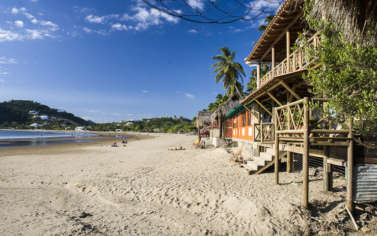 Der beliebte Strand von San Juan del Sur in Nicaragua © Tomasz Pado / Shutterstock.com