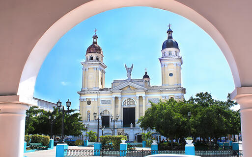 Mariä-Himmelfahrt-Kirche in Santiago de Cuba © Aleksandar Todorovic  / Shutterstock.com