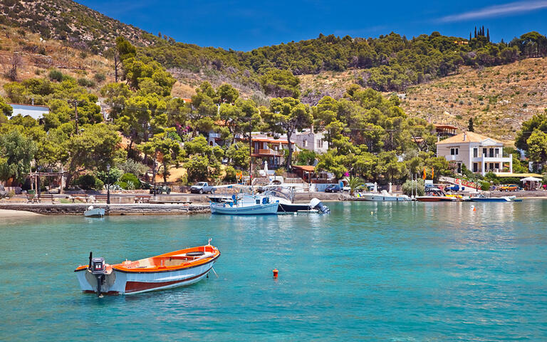 Blick auf den Askeli-Strand auf Paros © S.Borisov / Shutterstock.com