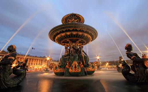 Brunnen auf der Place de la Concorde © Netfalls - Remy Musser / Shutterstock.com