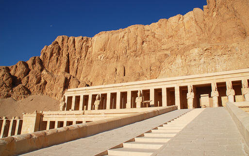 Der Totentempel der Hatschepsut © alltoz696 / Shutterstock.com